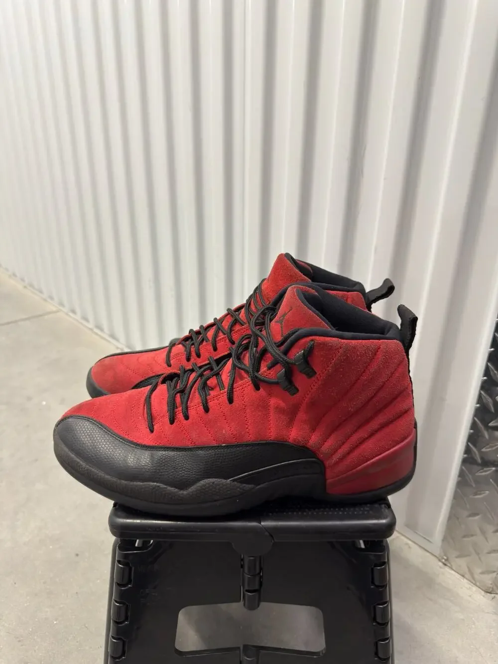 Nike Air Jordan 12 Reverse Flu Game Varsity Black Size 11 Men's - CT8013-602